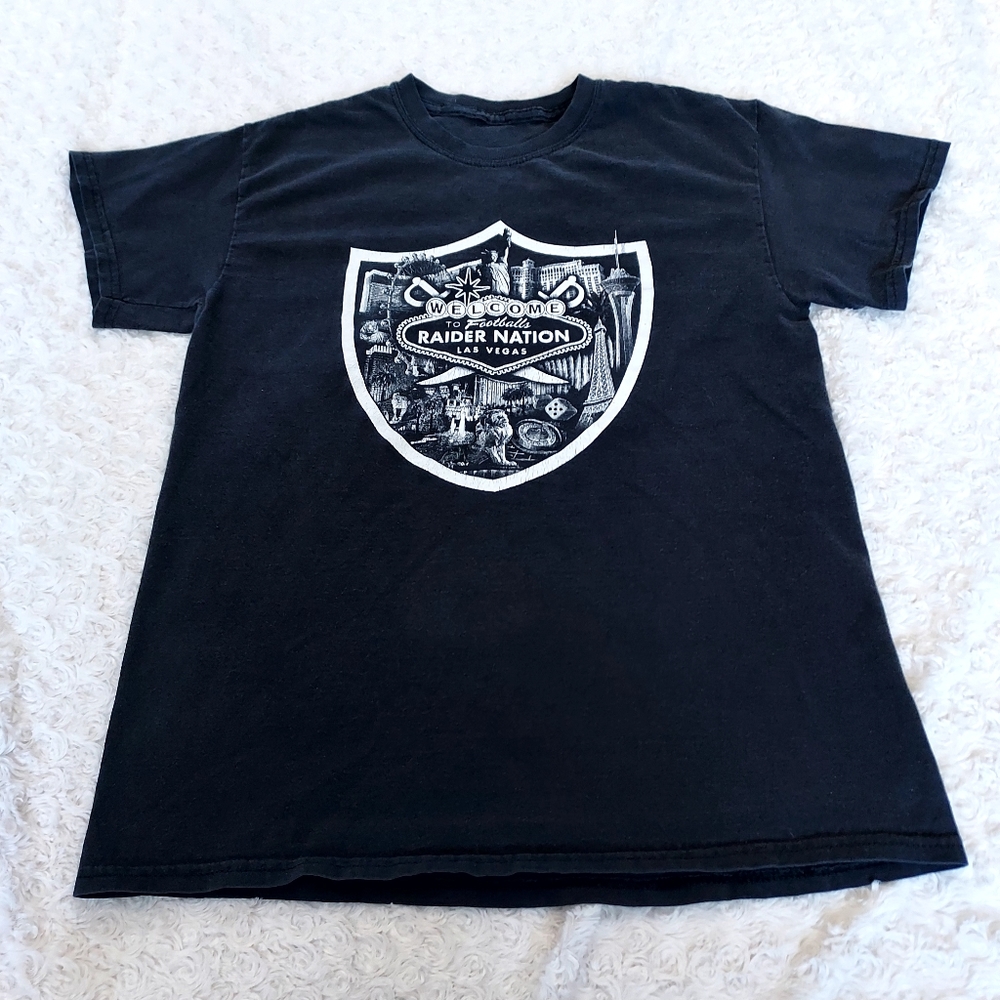 Las Vegas Raider Nation NFL Football black T-shirt Small